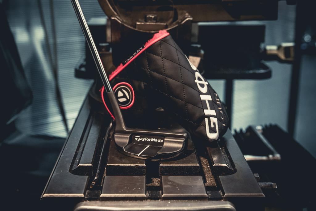 TaylorMadeTour's tweet photo. Ghost Tour Black Maranello - One of four new models to come out of the #TMGhostLab. More info: http://t.co/9tOa7540af http://t.co/bEwoPCNYwk
