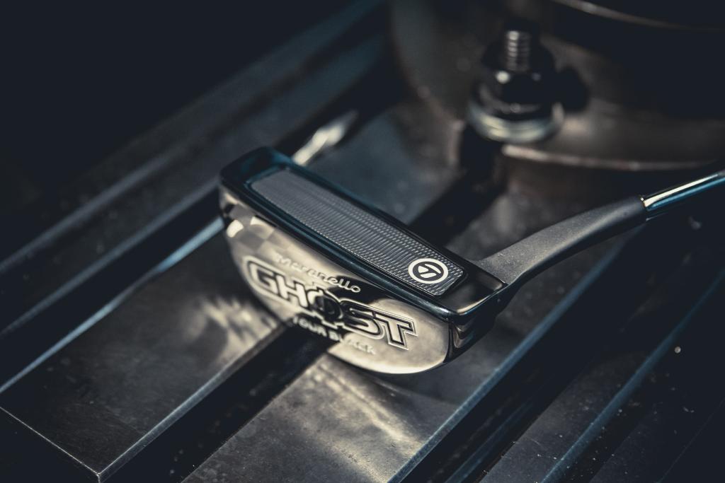 TaylorMadeTour's tweet photo. Ghost Tour Black Maranello - One of four new models to come out of the #TMGhostLab. More info: http://t.co/9tOa7540af http://t.co/bEwoPCNYwk