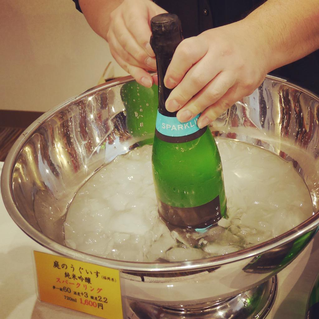 Sapporo_JN's tweet photo. 本日はテレビ塔にて酒GO！飲兵衛でごった返しで熱気が凄かったです！ごちそうさまでした✨ http://t.co/hphmYfIkj0