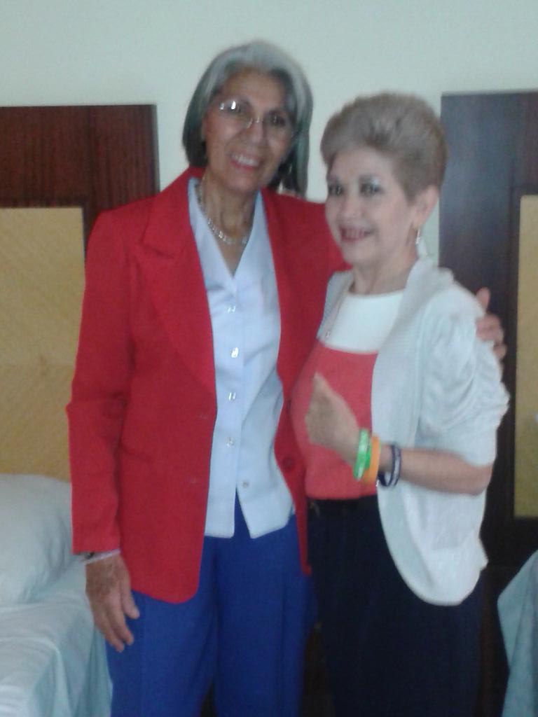 NorveliaG's tweet photo. #modoconecta http://t.co/TOrchlPGFe