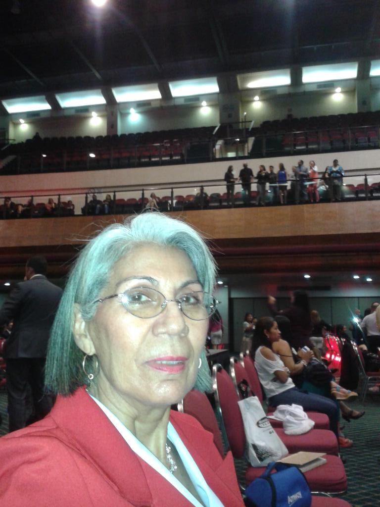 NorveliaG's tweet photo. #modoconecta http://t.co/TOrchlPGFe
