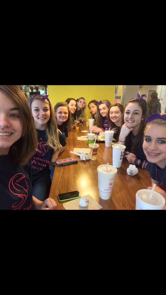 SynanVirginia's tweet photo. Breakfast before we head to @southsideathens 💜💜💜💜 love love these beauties! #SouthsidePC2015 #zatteam http://t.co/yAvZiWqr6c