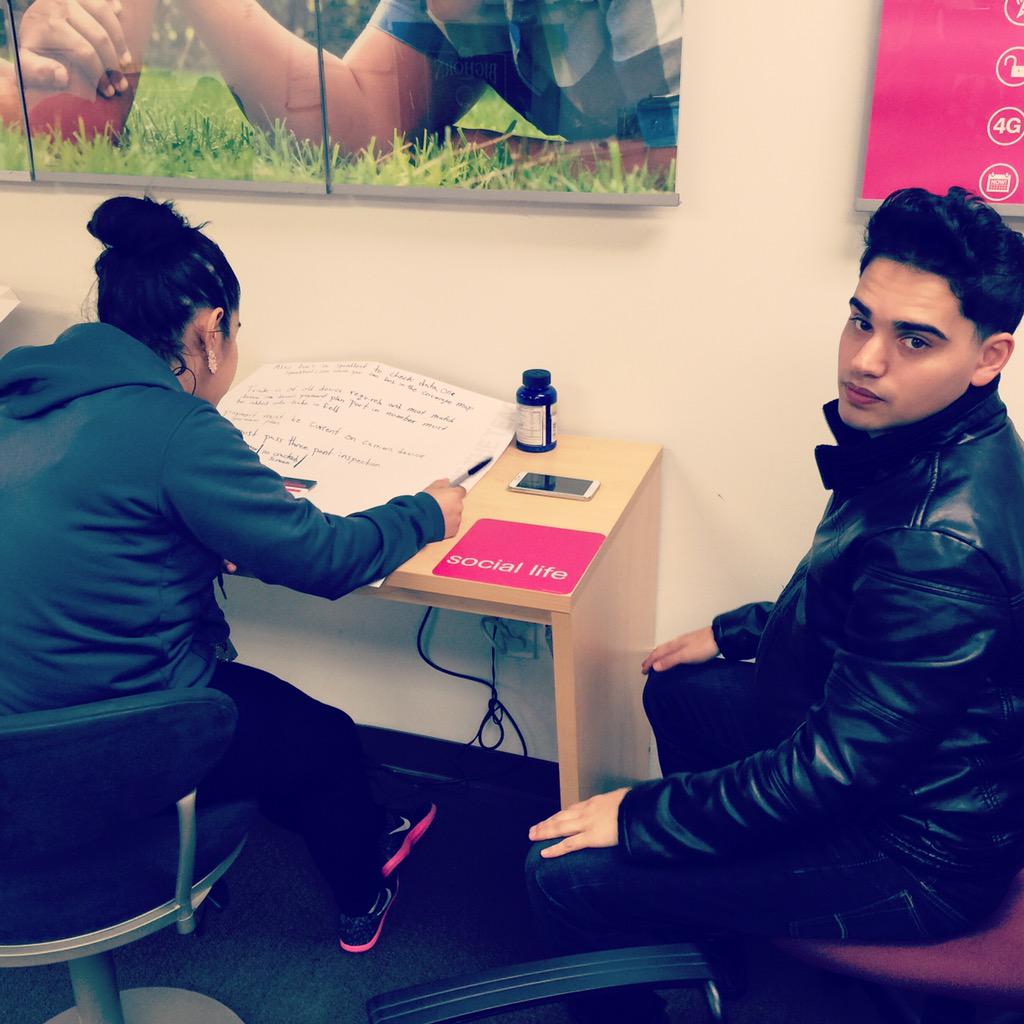 MdTmobiles's tweet photo. T-mobile business training, our team is ready http://t.co/Md7Qd4UbIU