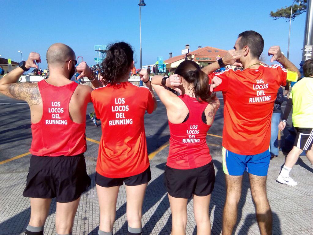 artaigael's tweet photo. @carlosadan1967 @Hidrocube @telmopeluqueros @elenafc_  e Uxia parabens a os tolos  do running ! Orgullo de familia. http://t.co/2BvIWlhywu