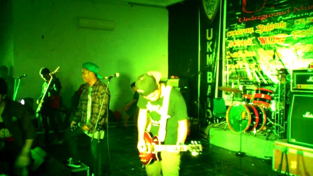 SoundTheShit_HC's tweet photo. At ump http://t.co/06qLL3UCnu