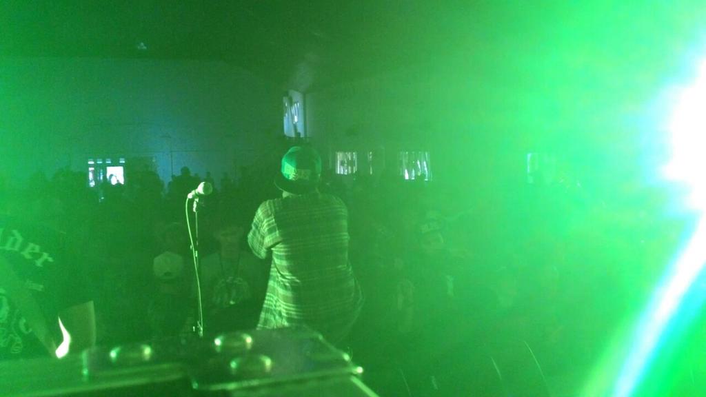 SoundTheShit_HC's tweet photo. At ump http://t.co/06qLL3UCnu