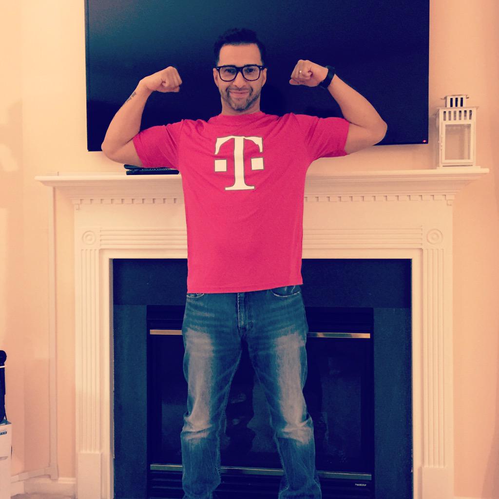 MdTmobiles's tweet photo. My super hero attitude, ready for the business training...#BeastMode #uncarrier9 http://t.co/637xAip3sG