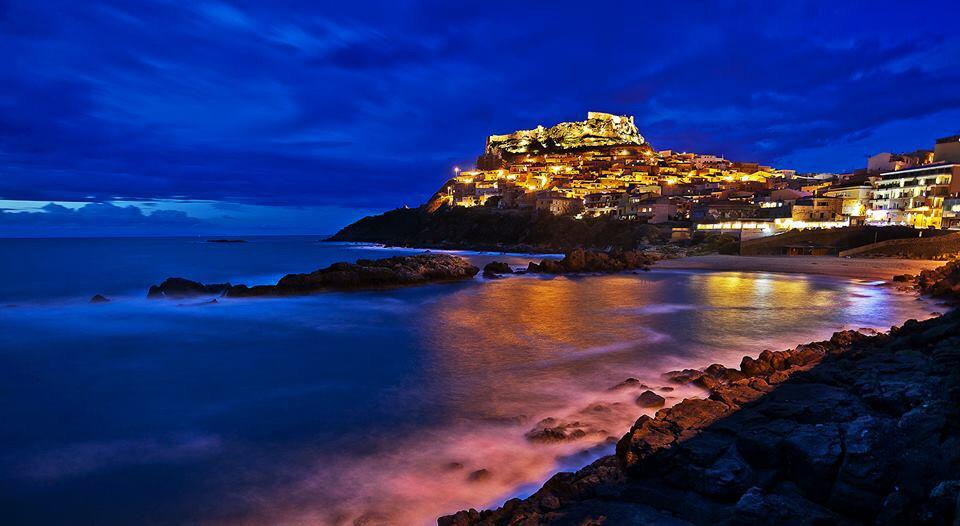 CastelsardoS's tweet photo. #Castelsardo #Sardegna http://t.co/n00CxORJXT