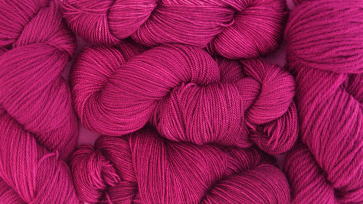 stringtheoryarn's tweet image. What is a Pinkberry? This is.