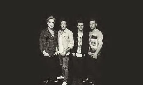 mcbostaband's tweet photo. #RIPMCFLY los extrañamos http://t.co/sLCwIQqRG0