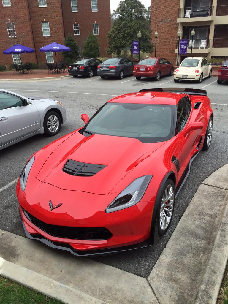 John_Burkhardt4's tweet photo. I remember my first corvette... http://t.co/MHhtJR15mU