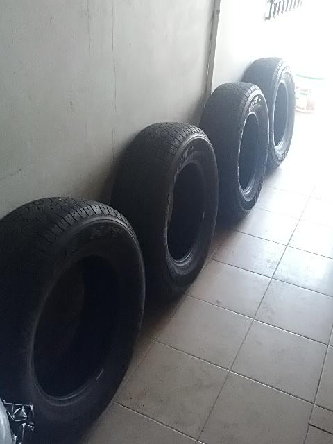 rmoralesj472's tweet photo. @Vendelo507 @ventasPTY Vendo 4 llantas P225/70/R16 marca Bridgestone Dueler H/T B/. 50.00. c/u. Tel. 2939423/66418838 http://t.co/942gR6VMZe