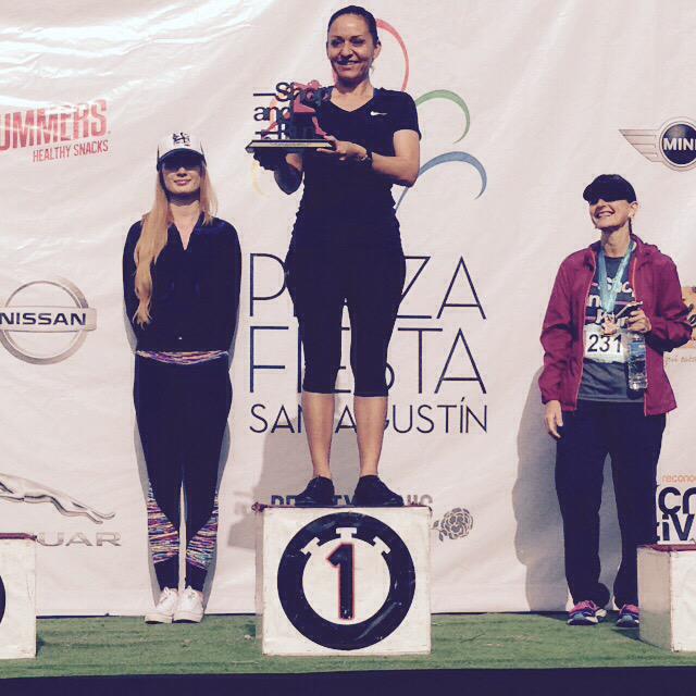 ShopAndRun's tweet image. Ganadoras de la categoría 50-59 femenil #10k #ShopAndRun