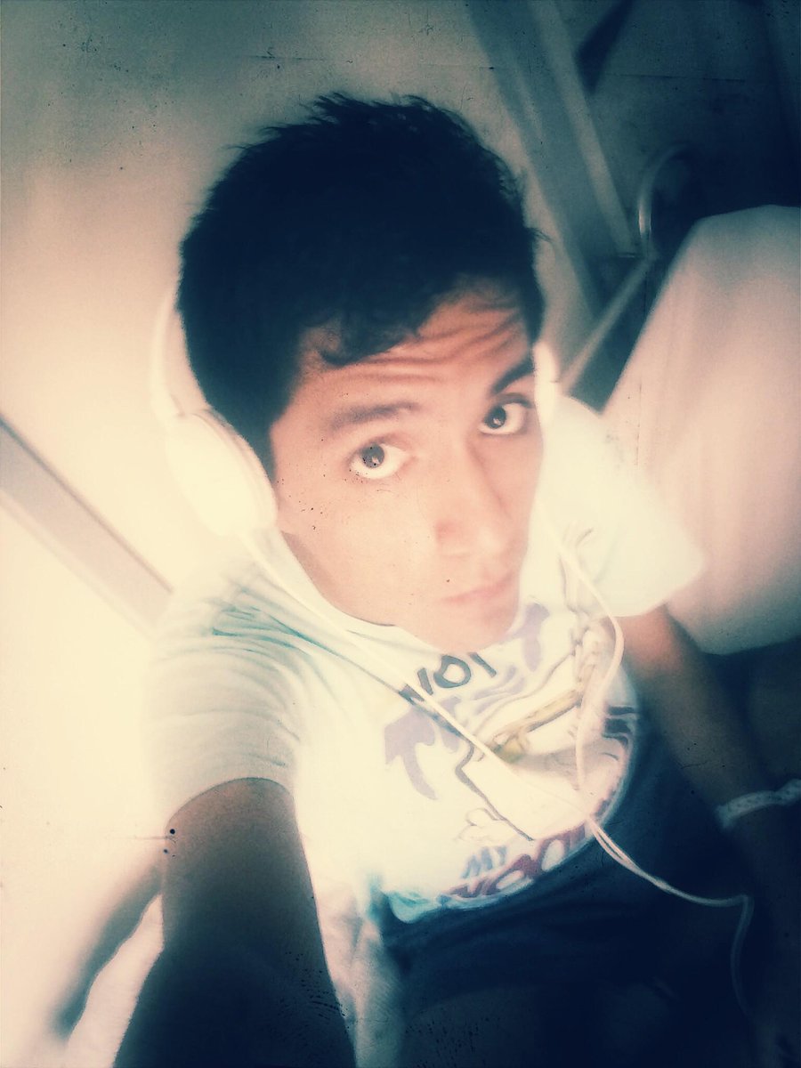 wonejo19's tweet photo. Hey q acuiendogl gente http://t.co/MFQmWX4thO