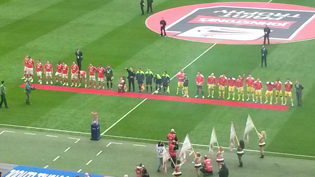 Rowey_72's tweet photo. Come on you saddlers http://t.co/DQEk1se5nd