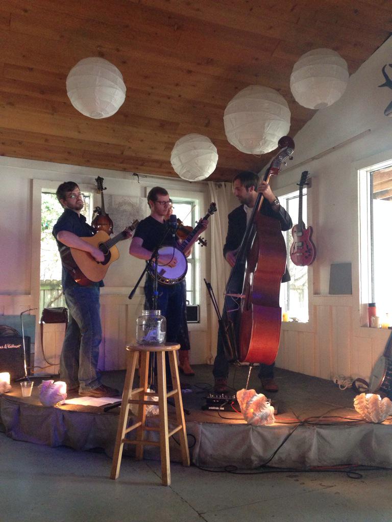 It's #bluegrass brunch time! #paving gravy at noon, the kitchen is ready for you now! <a href="/ConnectSavannah/">Connect Savannah</a> <a href="/DoSavannah/">DoSavannah</a>