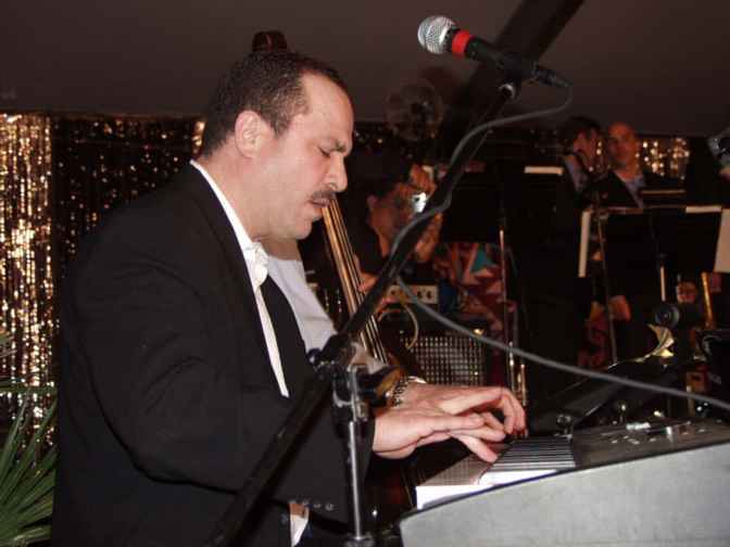  El Maestro OSCAR HERNANDEZ, director fundador de SPANISH HARLEM Orchesta. Nace el 22 de Marzo de1954.Happy Birthday 