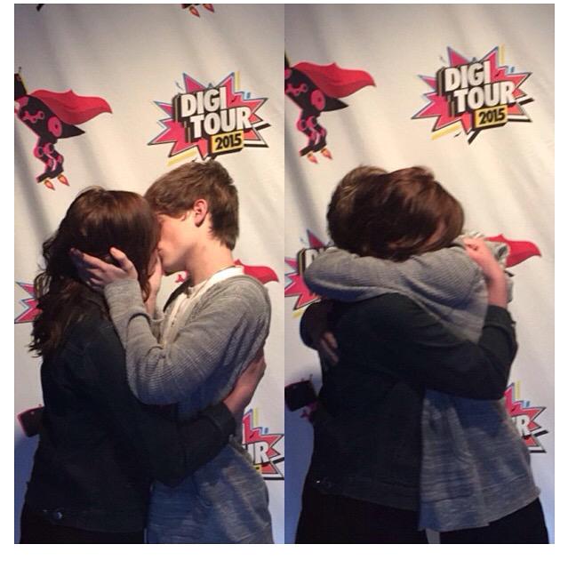 PaolaDmsSpree's tweet photo. @DylanCollins95 😱I want to go to a M&amp;G with you 💜 are coming to Mexico
#DylanCollinsForPresident #DylanConda http://t.co/g2gUs6kJZi