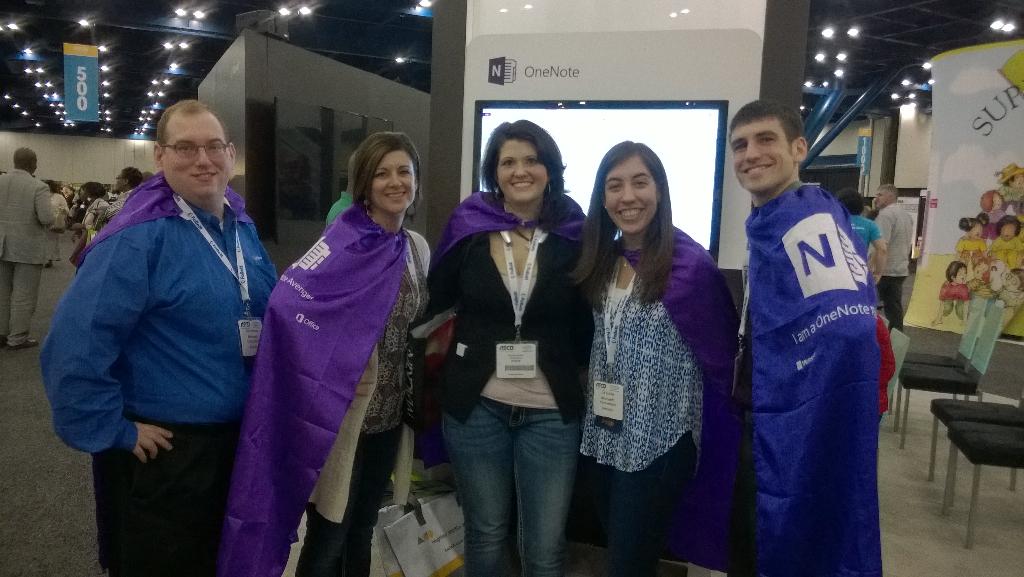arbar13's tweet image. @TechDivaJackson @AldridgeKim @LizScoble @donheberer #OneNoteClass turned #OneNoteStaff Divas &amp;amp; Gentlemen at #ASCD15