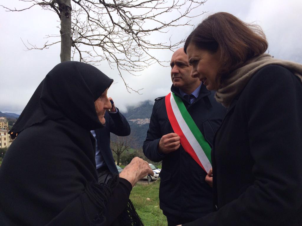 lauraboldrini's tweet photo. Alcune immagini della mia visita ad #Ulassai per rendere omaggio a #MariaLai (s) http://t.co/f4mUW5qSKo