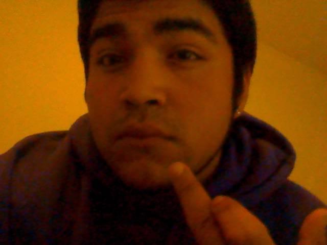 JohnathanUribez's tweet photo. Having fun lol http://t.co/cMx9uKHZe1