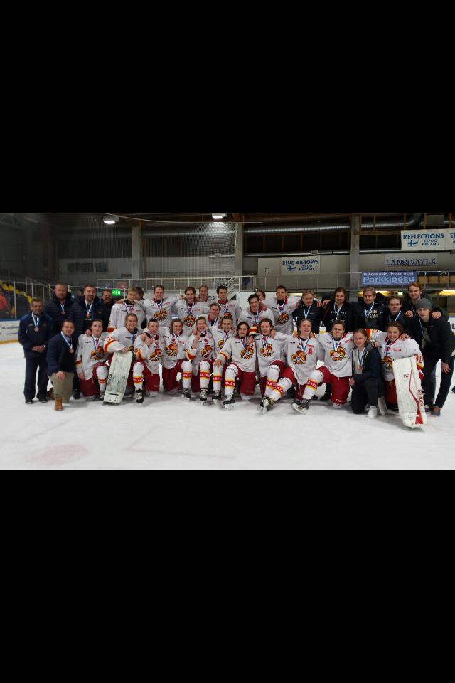 KalleSundell's tweet photo. Kiitos kaudesta kaikille! Pronssi tuntuu hienolta kun on osana hienoa ja yhteinäistä joukkuetta! #JokeritB #bsmfi http://t.co/msYmFE9o4V