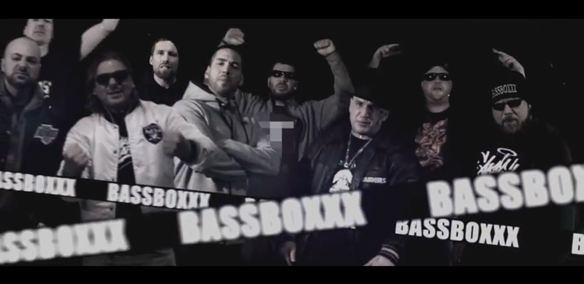 Isar - Bassboxxx Clique 8 feat. Bassboxxx (Video) - rap.de rap.de/legacy/56251-i…
<a href="/frauenarzt/">Frauenarzt</a> <a href="/ATZEMANNYMARC/">MANNY MARC</a>