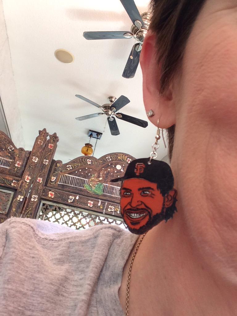 kasiddle's tweet photo. @SFGiants Checkout these cool #SFGiantsSpringTraining earrings! http://t.co/ysLK7MfwMj