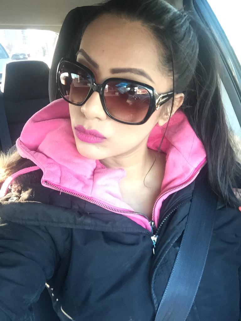 PrincessPS_'s tweet image. Sunny day but still so freezing #springwhereareyou ?