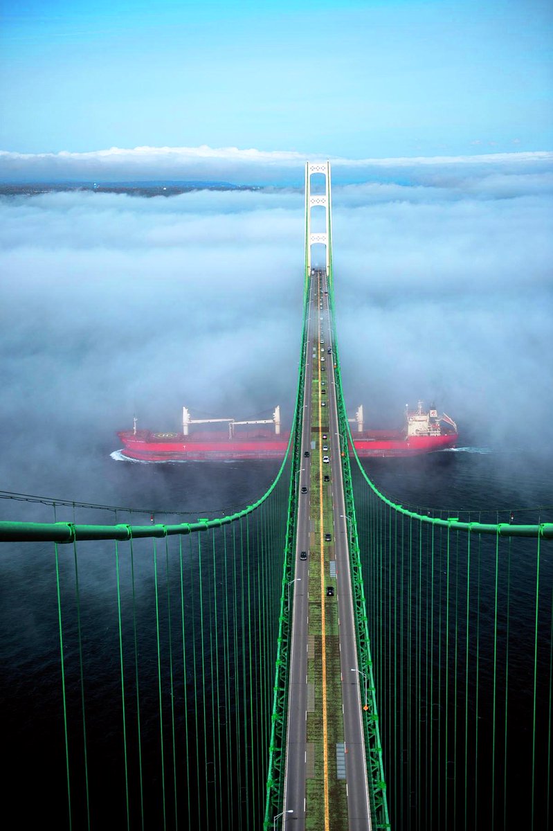 VisitTheSault's tweet photo. I love this one!  #freighter #boat #MackinacBridge http://t.co/rR0F9nOGYX