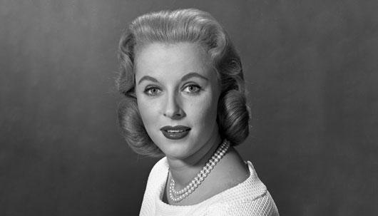 Feliz cumpleaños a Mary Costa // Happy birthday to Mary Costa 