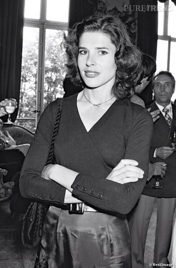 Happy birthday too, to the exquisite Fanny Ardant... 