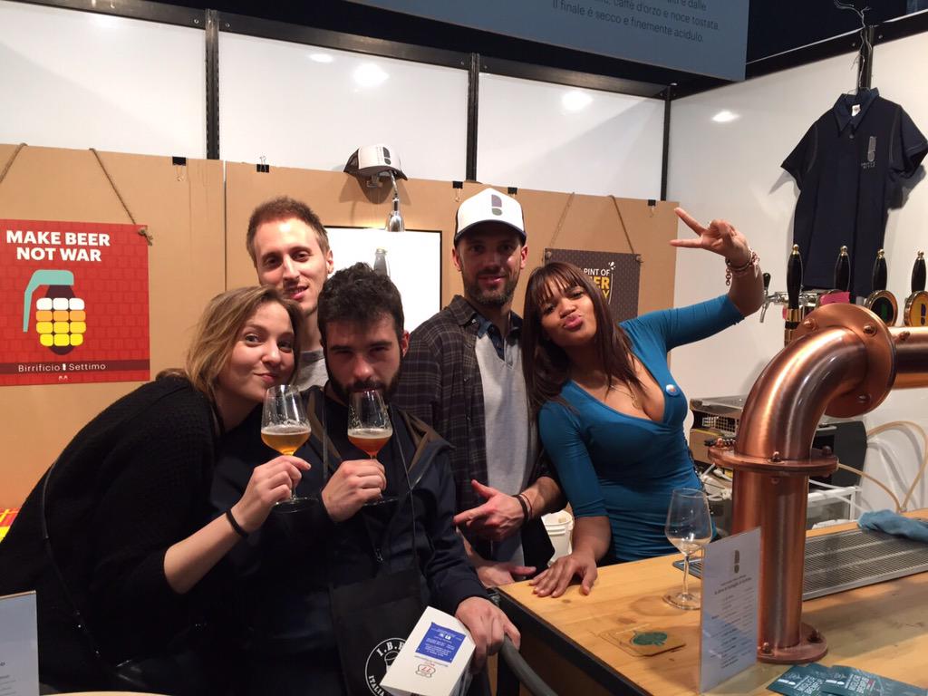 Anche quest'anno un grande #IBF grazie a tutti quelli che sono passati, per gli altri ci siamo fino alle 12 #B7inside