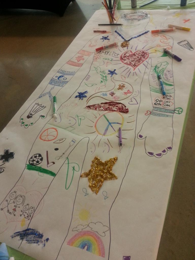 TakinItAllIn247's tweet photo. #TO2015Youth Community activation with @PrideHouseTO during yesterday's @TO2015 Youth Summit activities! http://t.co/rhoDRO2iCt