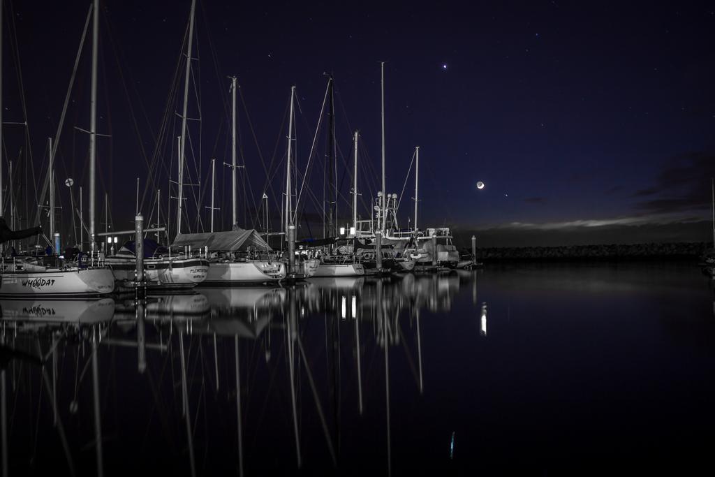 granthills17's tweet photo. I think I found my style of photography. I call it Color Extract. http://t.co/f18Piw5chC