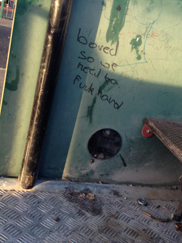 cndlcssly's tweet image. 😏