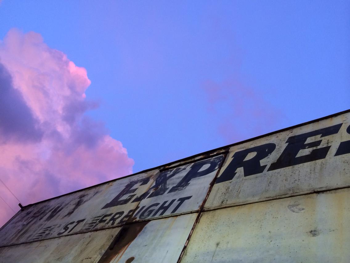 Tonight's eastern sky  from EVT's side yard.