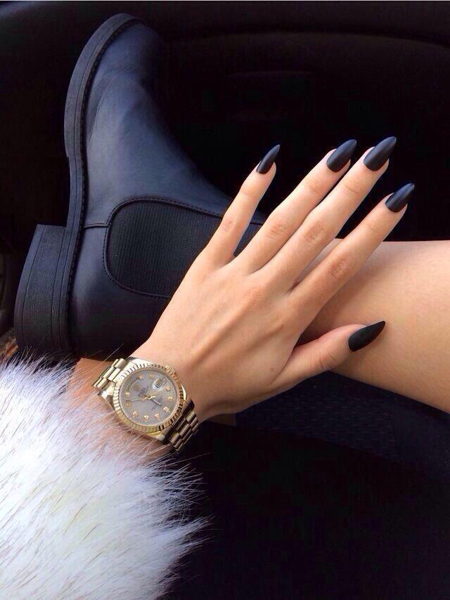 arianneeexo's tweet photo. All I've ever dreamed of having these glasses, these nails ughhhh #desires #majorneed http://t.co/vd1oKAy635