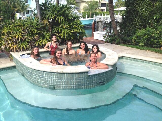 Annikasmith's tweet photo. @WillyWopoProbs SPRING TRAINING @ned &amp; @kevin @bergs 
@livcuevas4898  @EGrussing  @aubnoxiouss @otherswithouttwitter http://t.co/wm1EyWKOqy