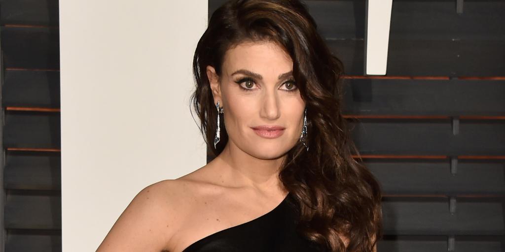 ELLE Magazine (US) on Twitter "Idina Menzel now looks EXACTLY like
