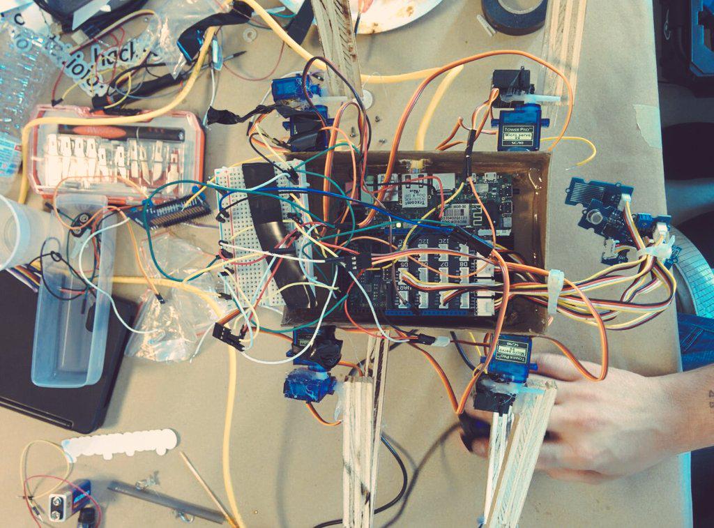 UDOO_Board's tweet image. Come to the @hacksterio #HardwareWeekend and get your hands dirty in the #innovation jam! #LA @planetarduino #DIY