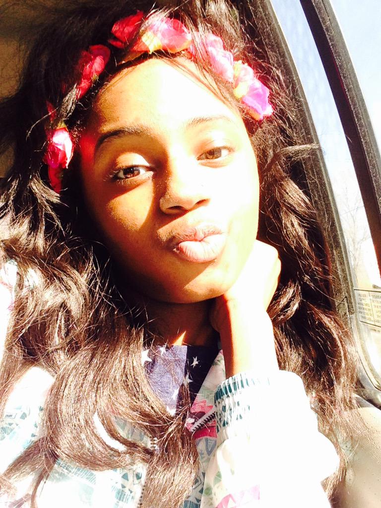 XxModel_TypexX's tweet photo. -🎀👑Quote With A Selfieeee👑🎀- http://t.co/TwzGlEVTU6