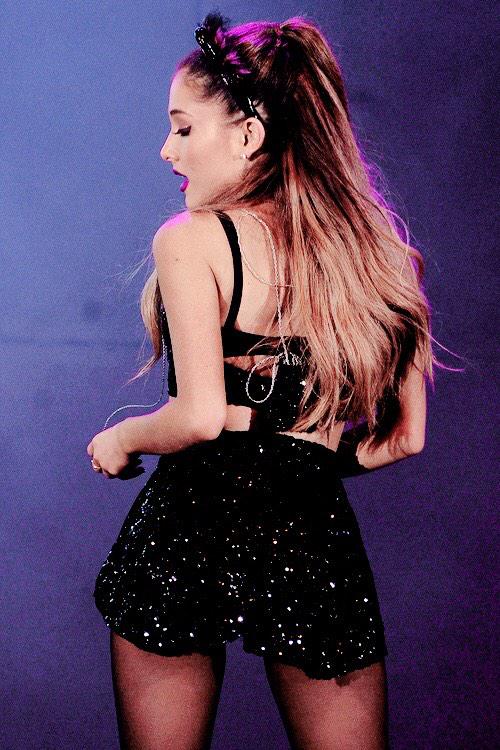 I'm the new girl💞RT for me loves😘I'll give you hugs and kisses💘maybe cuddles