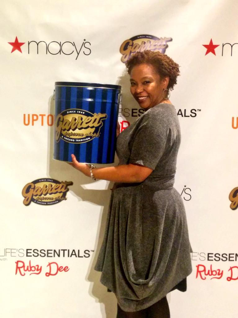 GarrettPopcorn's tweet image. Thanks to the @RubyDeeStory for having us POP by the #LEwithRubyDee event in Chicago today!