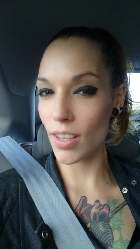 TW Pornstars Silvia Rubi. Twitter. De camino a rodar un corto