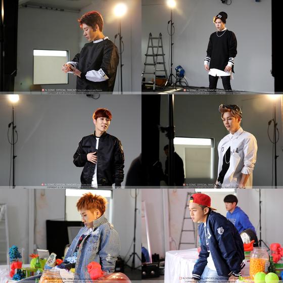 C2KOFFICIAL's tweet photo. #엔소닉, 6人6色 매력 돋보이는 '블랙아웃' MV 촬영장 공개 http://t.co/WR3kI9zV5Z http://t.co/8moe6jqlFY