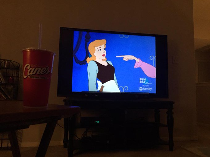 Lazy Sunday indeed !! #Cinderella #sundayfunday #disney http://t.co/Lg7rsZ7kH2<a href="/tag/cinderella"class="tags">#Cinderella</a><a href="/tag/sundayfunday"class="tags">#sundayfunday</a><a href="/tag/disney"class="tags"><span>#disney</span></a>