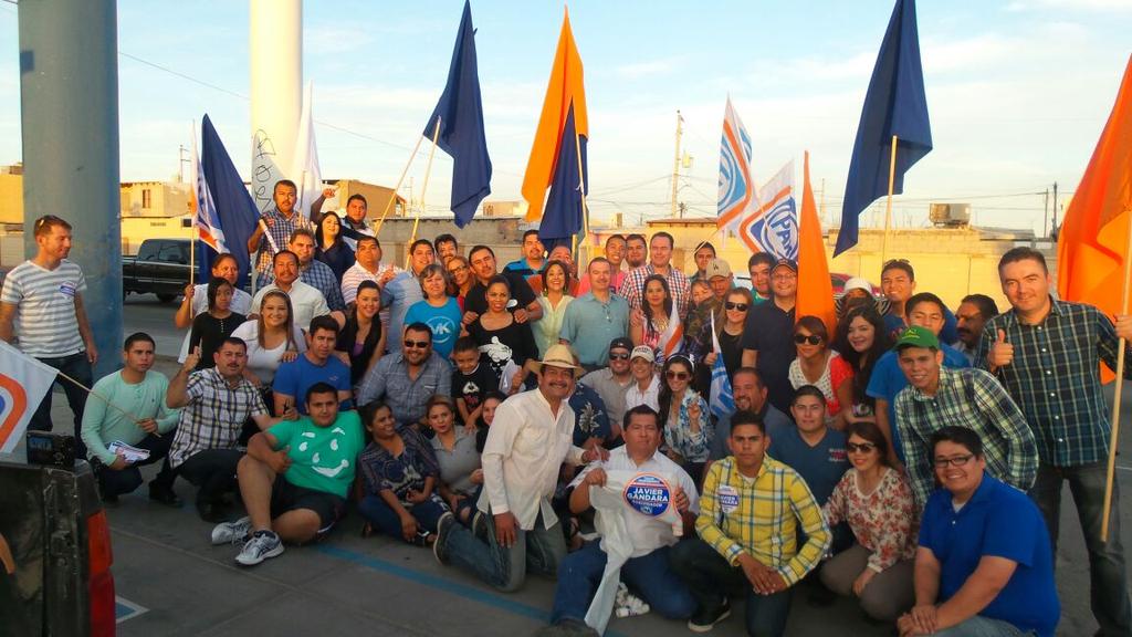 Aidepatino's tweet photo. #SomosGandaristas # SLRC propone que @JavierGandaraM sea #Gobernador de Sonora a poco no? @PANdelagente @EnriqueRL http://t.co/xHOambo63f