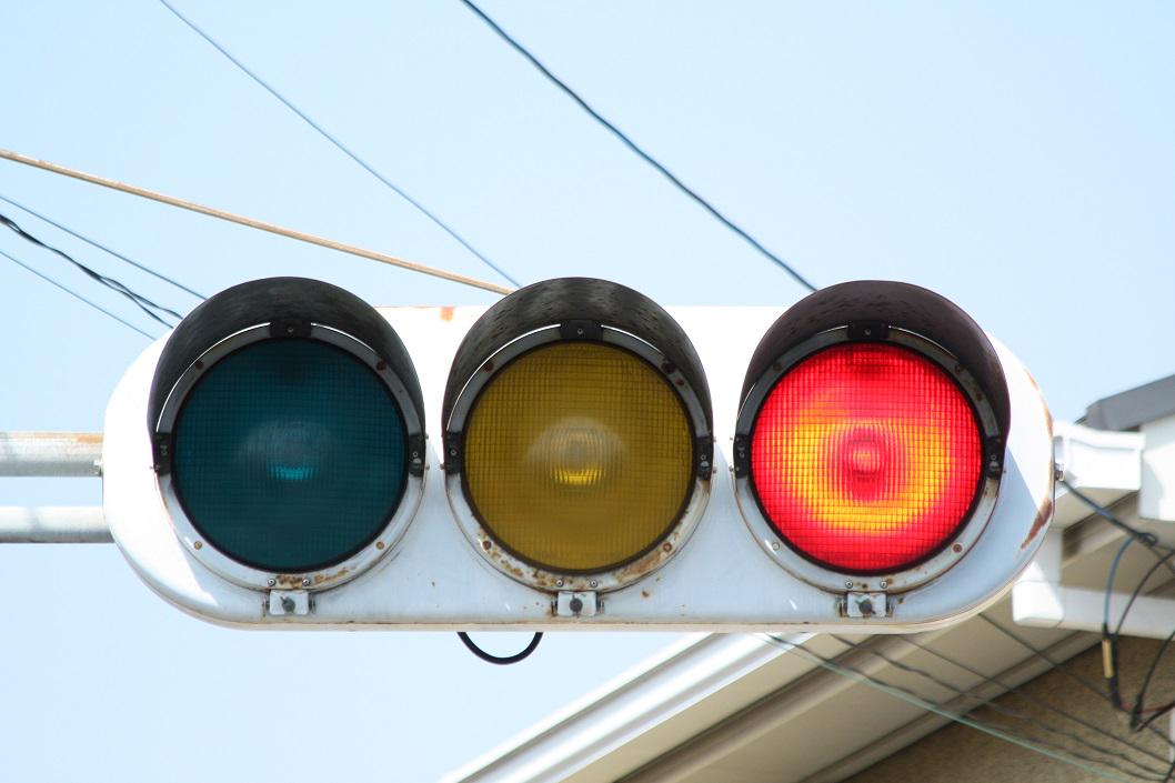 信号機のレンズ沼】 神奈川県における、京三製 丸型のレンズ比較 左