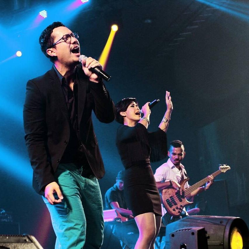 Sabtu kemaren <a href="/MaliqMusic/">MALIQ & D'ESSENTIALS</a> di #Pasific2.  Kereeeeen paraaaah! Cc <a href="/PASIFIC_FEB/">PASIFIC</a>